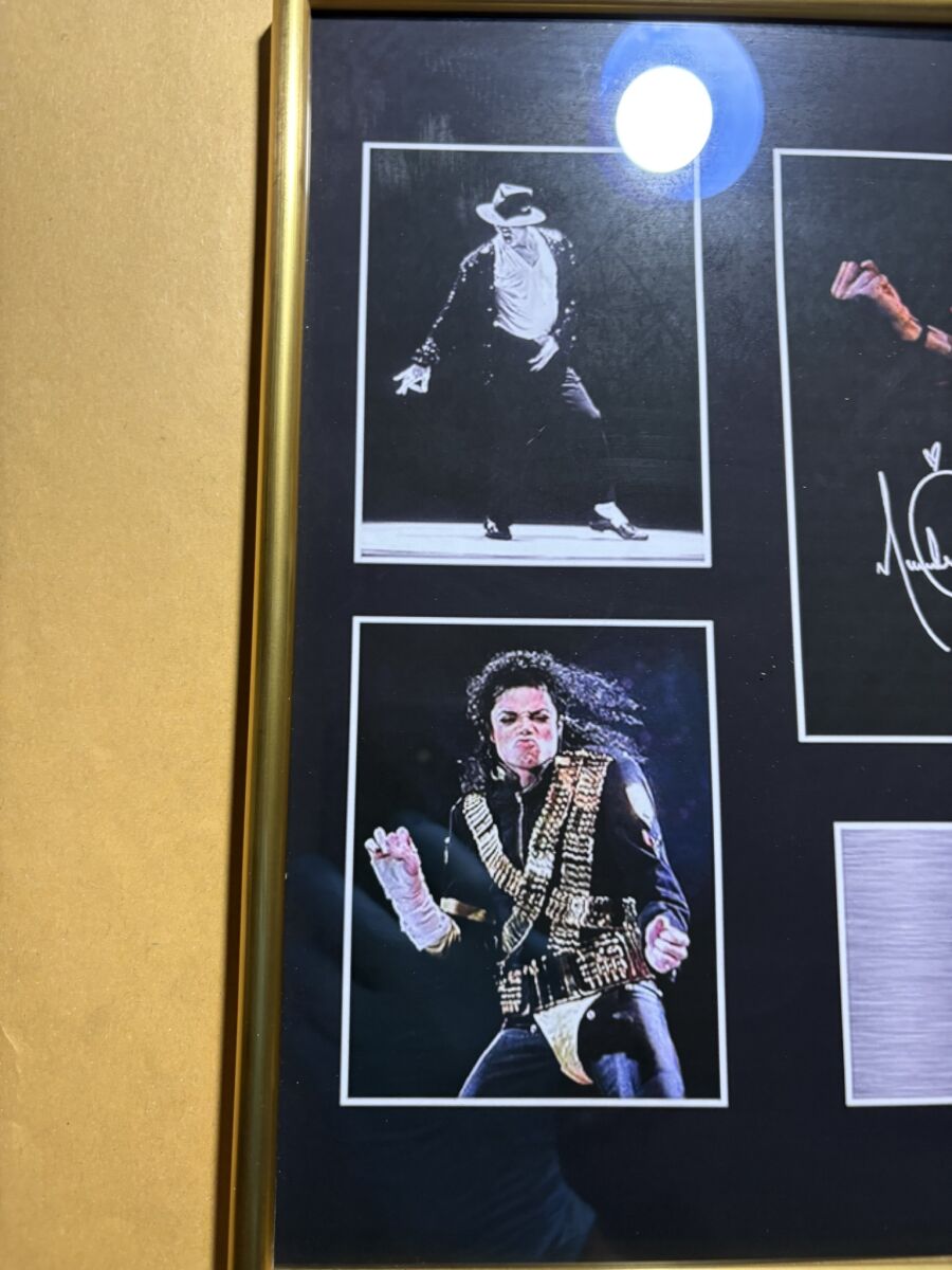 Michael Jackson Multi-Photo Signed A3… - € 35,50 - Vendora.cy
