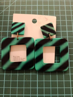 Large square earrings new, black and green