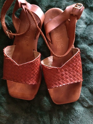 Iris sandals used, brown, handmade leather, size 37