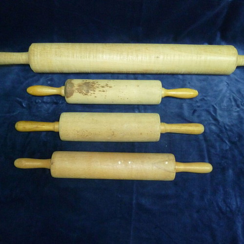 Wooden rolling pins used, set of 4, various sizes
