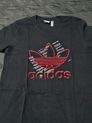 Adidas short-sleeve shirt like new, size L, black