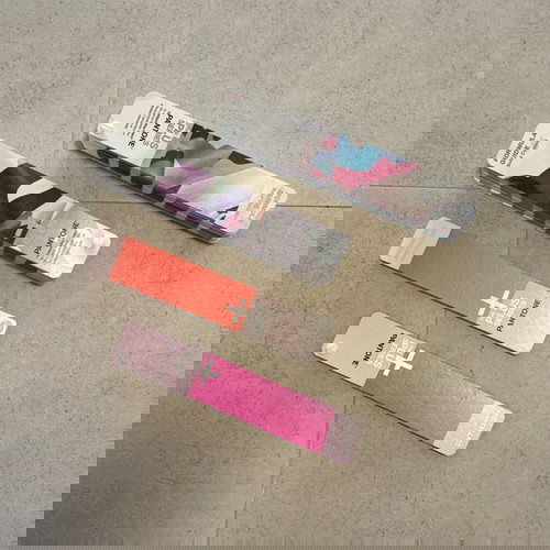 Pantone Formula Guide Plus Series like new