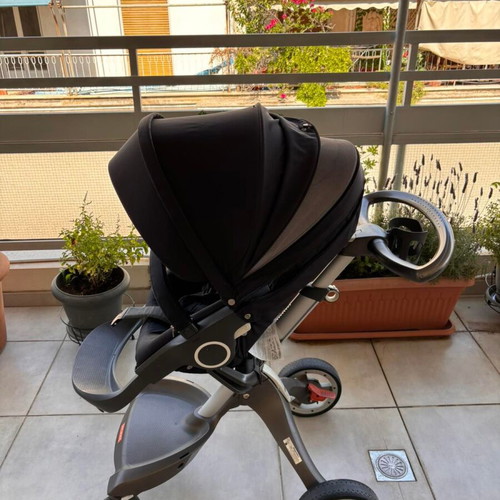 Stokke Baby Stroller and Car Seat like new