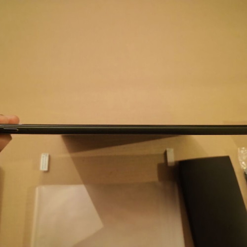 Onyx Boox Max Lumi 13.3" tablet like new