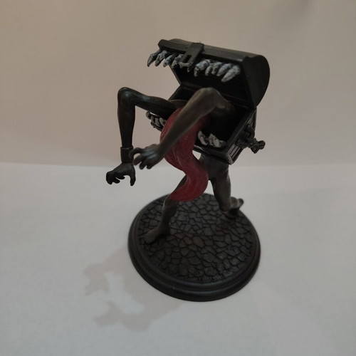 Dark Souls figures used, Onion Knight and Mimic Chest