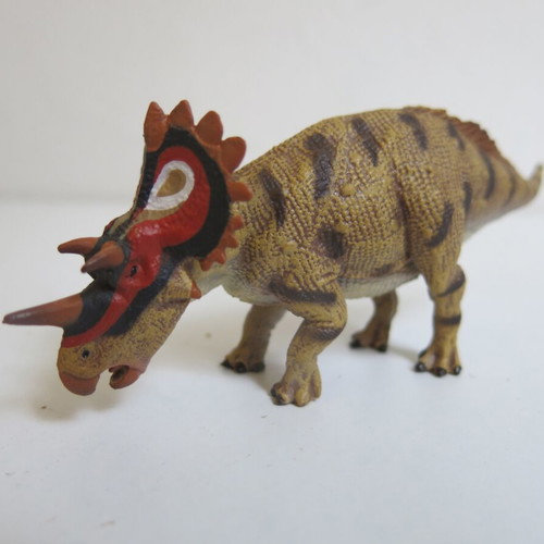 Regaliceratops dinosaur figure Collecta new (2017)