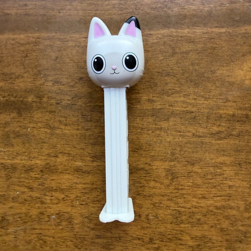 PEZ dispenser Gabby’s Dollhouse Pandy Paws like new
