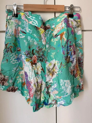 Naf Naf shorts like new, multicolor turquoise, size S