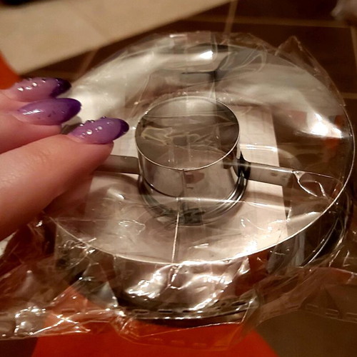 Donut cutter new, round for dough