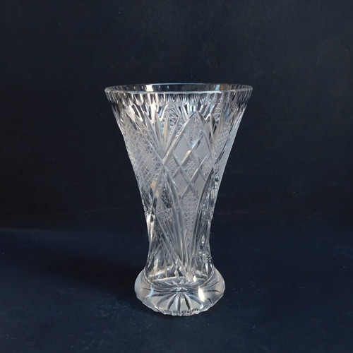 Crystal vase vintage in like new condition with engraved designs