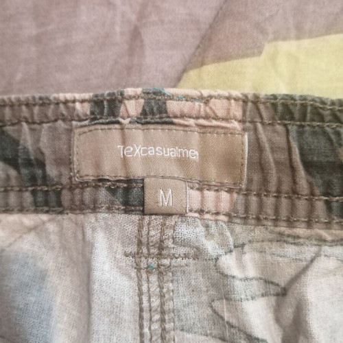 Bermuda shorts size M, khaki color