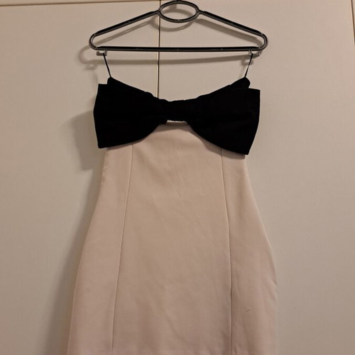 Zara black and white dress with bow, like new, size small