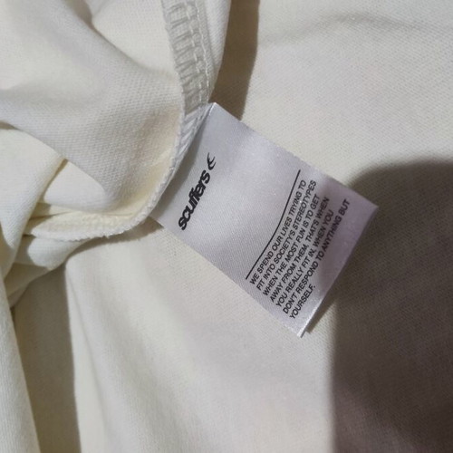 Scuffers t-shirt Large new, white, oversized streetwear