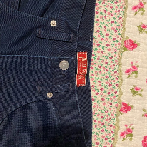 Red Rock women's shorts dark blue like new, size 28