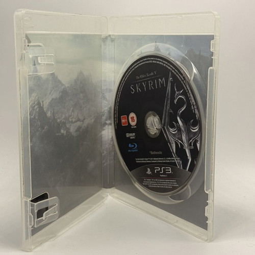 The Elder Scrolls Skyrim PS3 used action adventure game