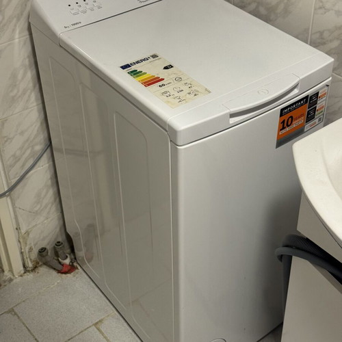 Indesit BTW L50300 EU/N washing machine, 5kg, top load