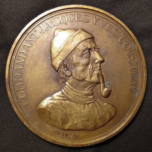 French medal Jacques Yves Cousteau bronze 9 cm used