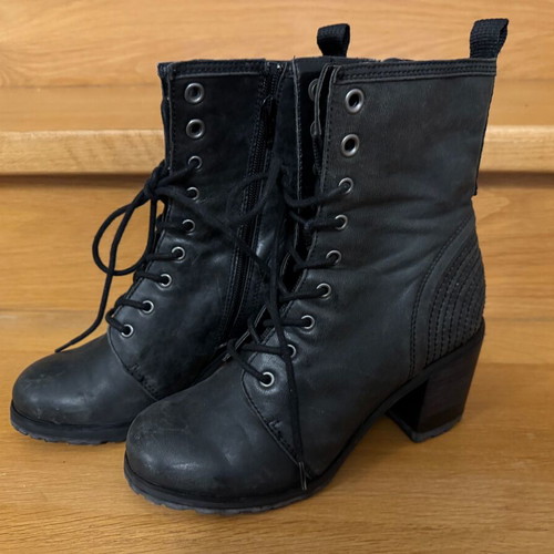 Boots type ankle boots used, leather, size 37, black