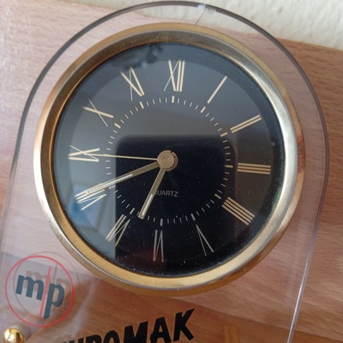 Tubomak advertising table clock, analog