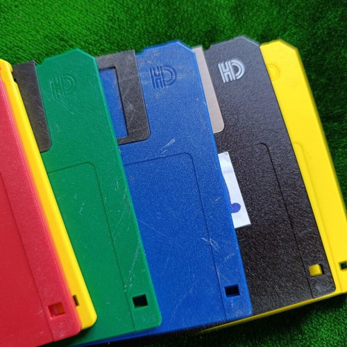 3.5-inch High Density (HD) floppy disks, pack