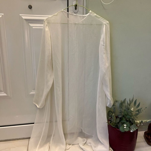 White semi-transparent Mya Style tunic like new, one size
