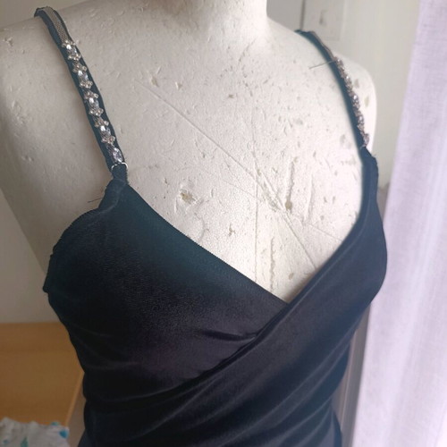Black dress new, tight fit, velvet feel