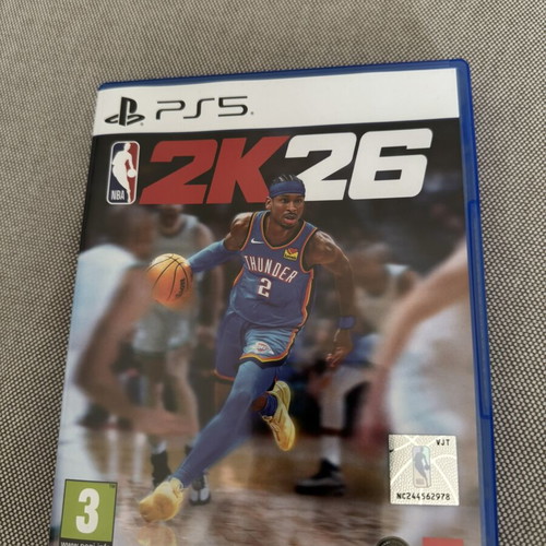 NBA 2K26 PS5 game like new, sports