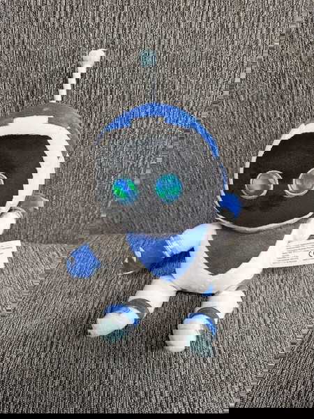 Astro Bot плюшена играчка