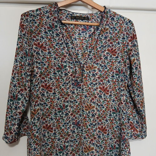 Zara Basic floral women's shirt size XS like new, multicolor