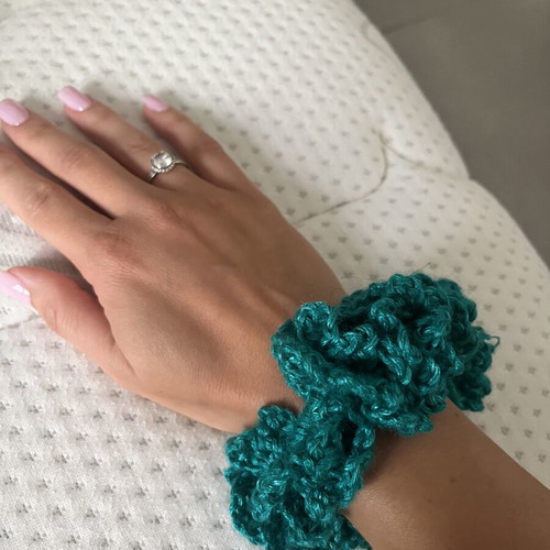 Handmade knitted scrunchie hair accessory