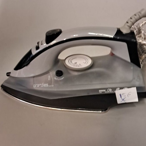 Grandies steam iron used, self clean 200 watt