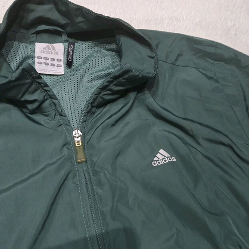 Adidas tracksuit size M like new with two tops and one bottom