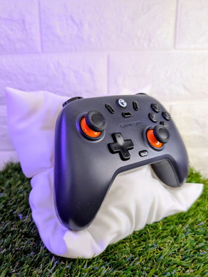 Controller Pillow Stand like new, 3D printed plastic