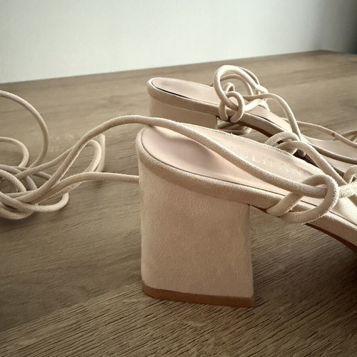 Sandals used, size 37, 7 cm heel, beige