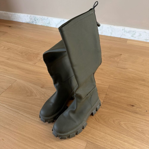 River Island rubber boots green like new, size 41