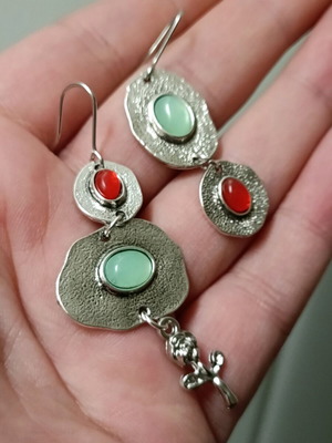 Retro women's earrings steel lightweight hanging new
