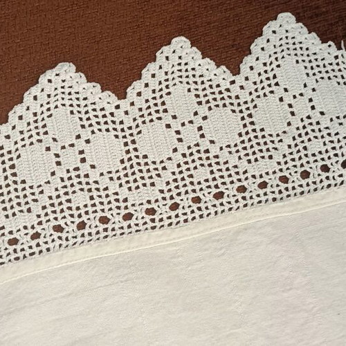 Woven kitchen towel with handmade lace made to order
