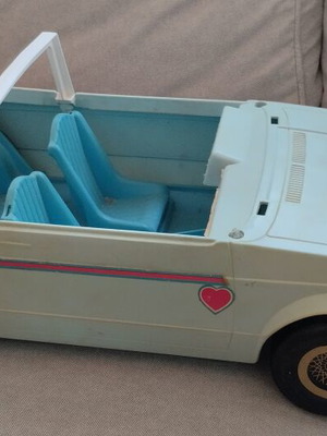 Mattel 1981 Barbie Heart Family VW Convertible Car used, collectible