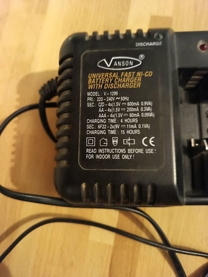 Battery charger for rechargeable batteries used, unknown functionality