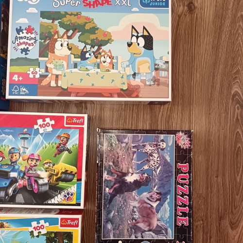 Children's puzzles and board games used, ages 4 to 8