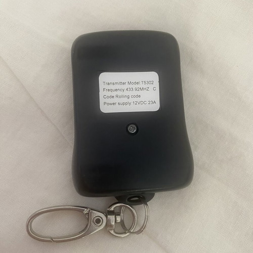 Control Transmitter T5302 used, 4-channel door gate remote
