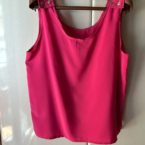 Top large size 50cm underarm to underarm like new