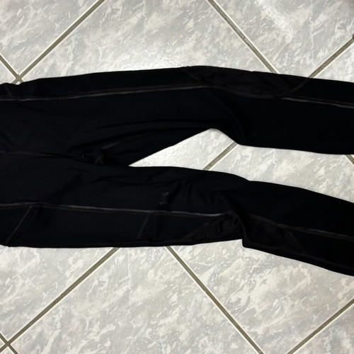 Under Armour women's leggings used, black, size XS