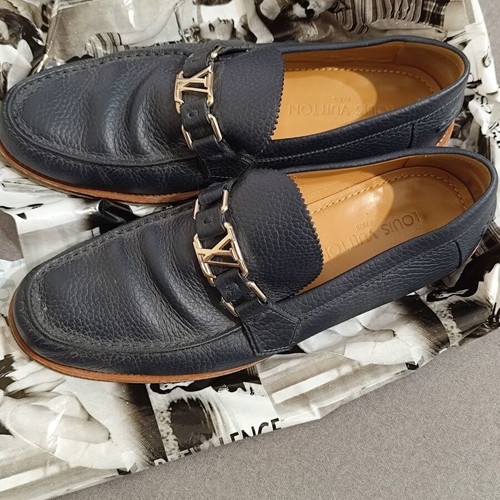 Louis Vuitton shoes used, loafers