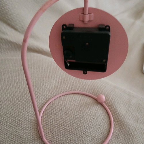 Modern battery clock like new, table clock