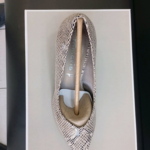 Tamaris pumps new design with box