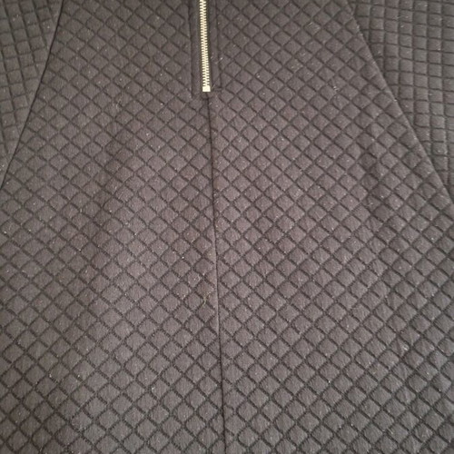 Divided by H&M black quilted skirt used size M