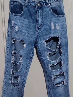 Jeans used with rips, size 38/M, blue