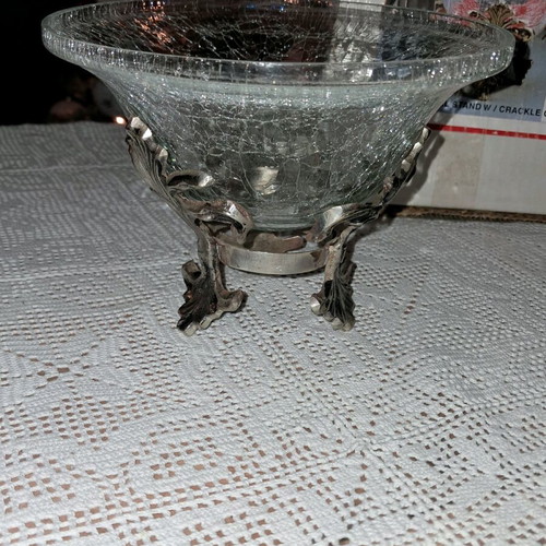 Decorative bowl with crackle glass and metal base, new