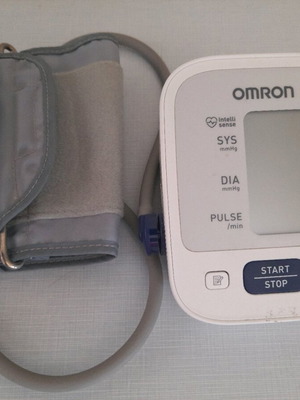 Манометър Omron в отлично състояние